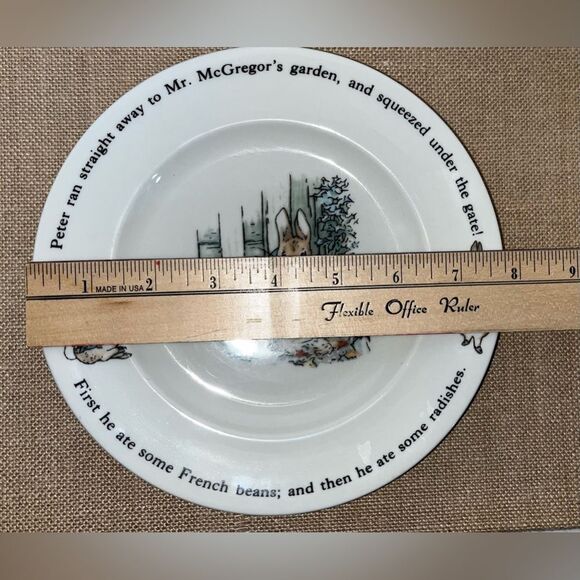 Lot of (2) PETER RABBIT WEDGWOOD Mr McGregor's Garden + sick in bed w/ mother - Picture 2 of 7